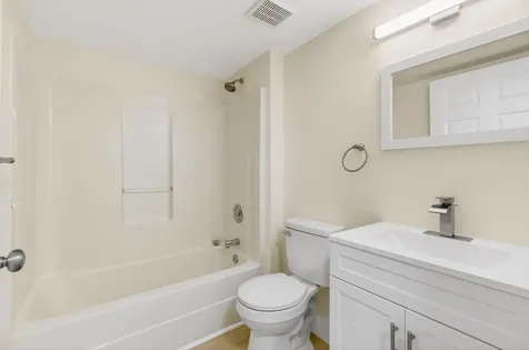5900 Camino Del Sol Boca Raton FL 33433