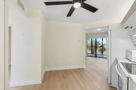 5900 Camino Del Sol Boca Raton FL 33433