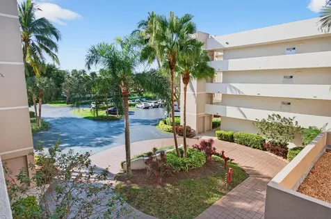 5900 Camino Del Sol Boca Raton FL 33433