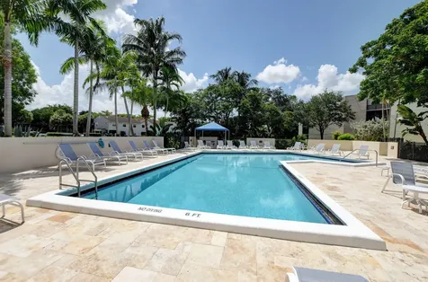 5900 Camino Del Sol Boca Raton FL 33433