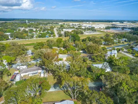3105 Atlantic Boulevard Vero Beach FL 32960