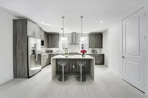 51 Nw 4th Avenue Delray Beach FL 33444