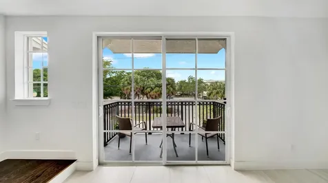 51 Nw 4th Avenue Delray Beach FL 33444