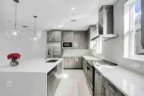 51 Nw 4th Avenue Delray Beach FL 33444