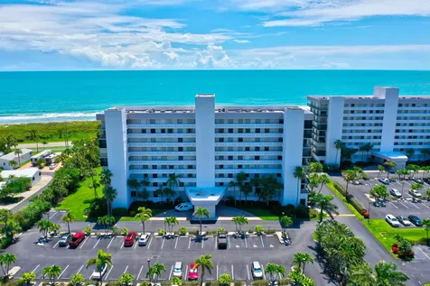5061 N Highway A1a Hutchinson Island FL 34949