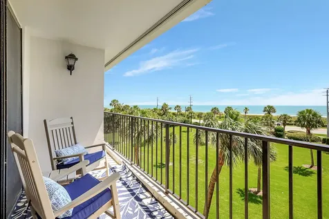 5061 N Highway A1a Hutchinson Island FL 34949