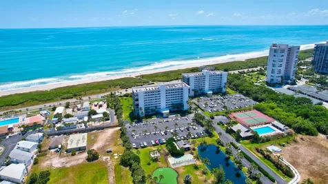 5061 N Highway A1a Hutchinson Island FL 34949