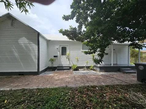815 6th Street West Palm Beach FL 33401