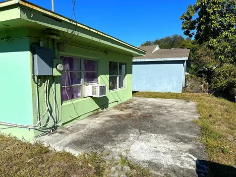 602 S 6th Street Fort Pierce FL 34950