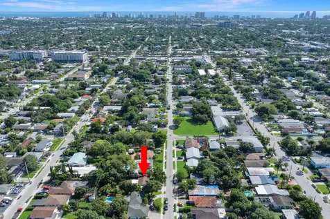 713 Ne 35th Street Oakland Park FL 33334