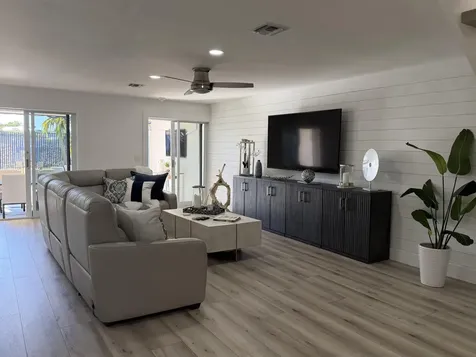 126 Harbor Circle Delray Beach FL 33483