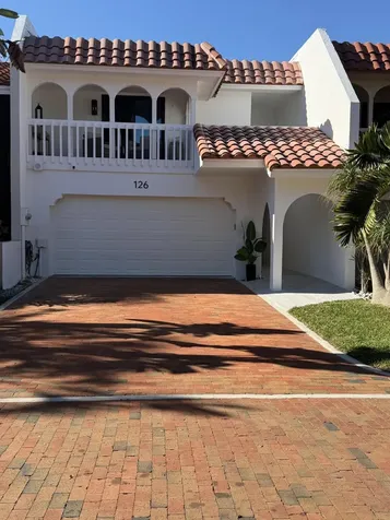 126 Harbor Circle Delray Beach FL 33483