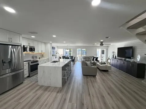 126 Harbor Circle Delray Beach FL 33483