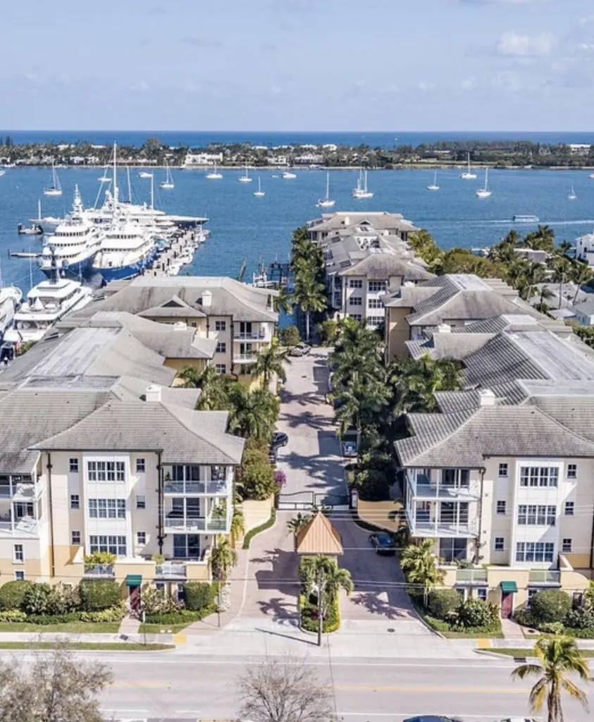 3960 N Flagler Drive West Palm Beach FL 33407