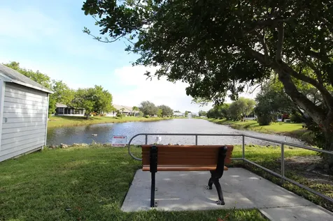 2519 SE Tropical East Circle Port Saint Lucie FL 34952