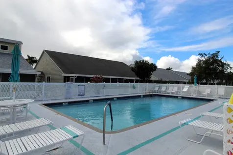 2519 SE Tropical East Circle Port Saint Lucie FL 34952