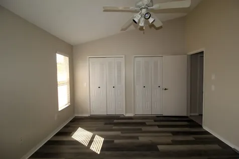 2519 SE Tropical East Circle Port Saint Lucie FL 34952