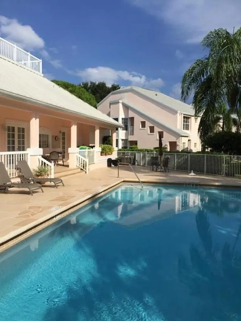 802 Muirfield Court Jupiter FL 33458