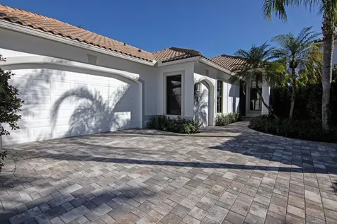 2570 Players Court Wellington FL 33414