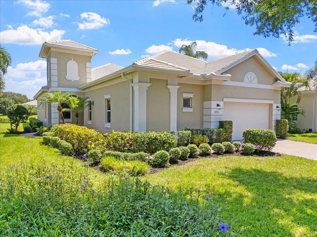 1254 River Reach Drive Vero Beach FL 32967