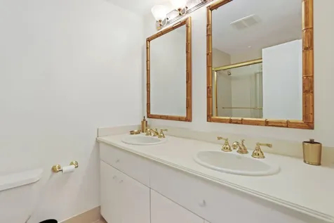 240 Captains Walk Delray Beach FL 33483