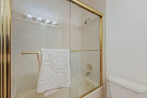 240 Captains Walk Delray Beach FL 33483