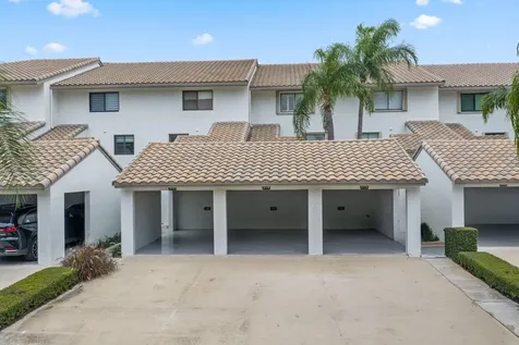 240 Captains Walk Delray Beach FL 33483