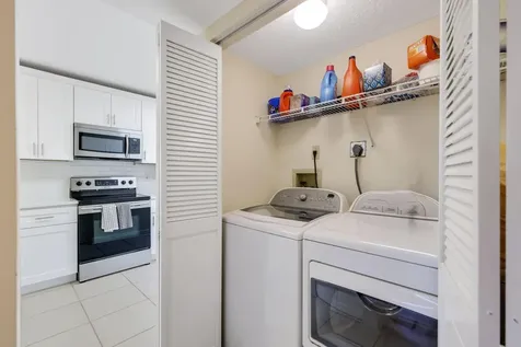 240 Captains Walk Delray Beach FL 33483