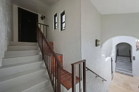 240 Captains Walk Delray Beach FL 33483