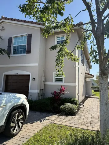 6794 Broadwater Lane Lake Worth FL 33467
