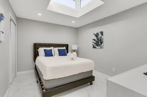2019 NE 14th Court Fort Lauderdale FL 33304