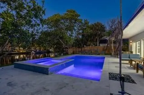2019 NE 14th Court Fort Lauderdale FL 33304
