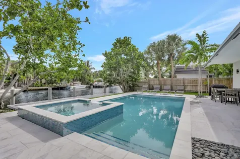 2019 NE 14th Court Fort Lauderdale FL 33304