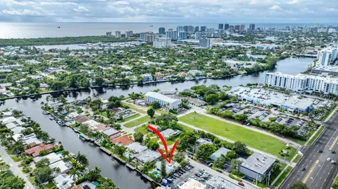 2019 NE 14th Court Fort Lauderdale FL 33304