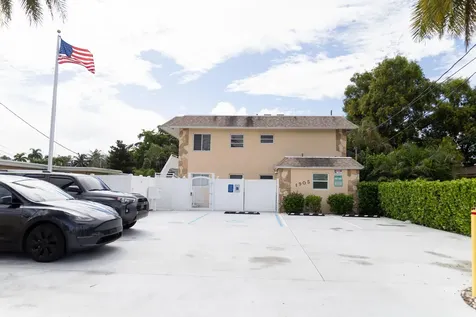 1905 Lake Worth Road Lake Worth Beach FL 33461