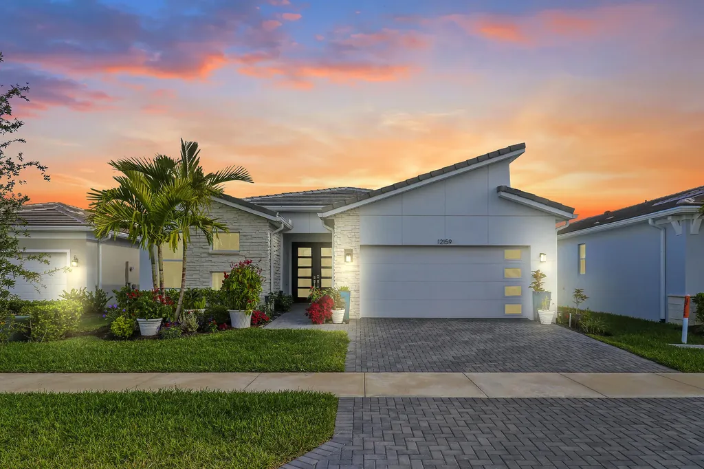 12159 Sw Ameresque Way Port Saint Lucie FL 34987