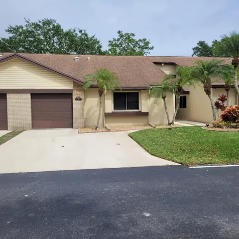 135 Meander Circle Royal Palm Beach FL 33411