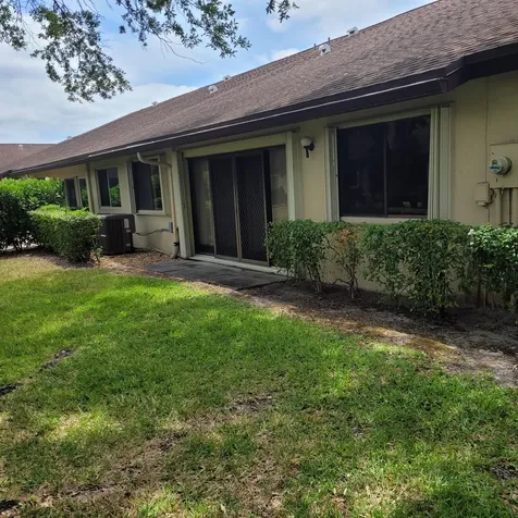 135 Meander Circle Royal Palm Beach FL 33411