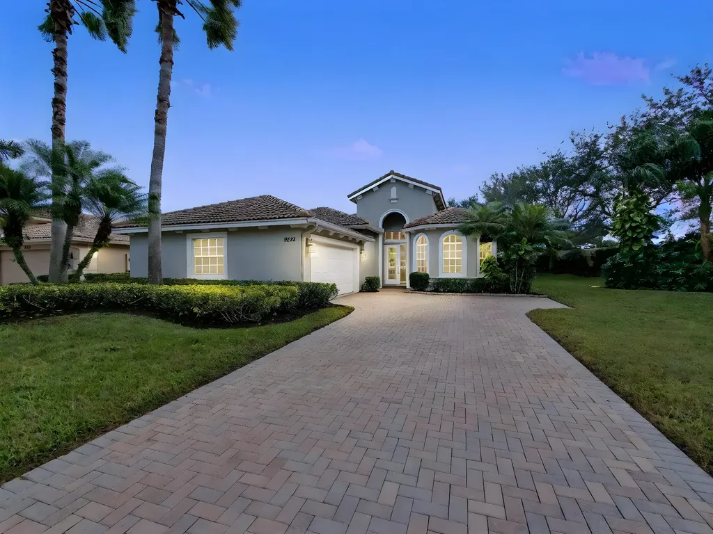 9222 Champions Way Port Saint Lucie FL 34987