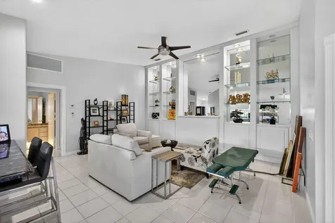 4153 Royal Oak Drive Palm Beach Gardens FL 33410