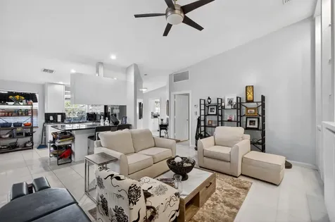 4153 Royal Oak Drive Palm Beach Gardens FL 33410