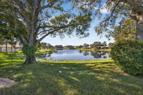 4153 Royal Oak Drive Palm Beach Gardens FL 33410