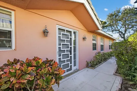 4153 Royal Oak Drive Palm Beach Gardens FL 33410