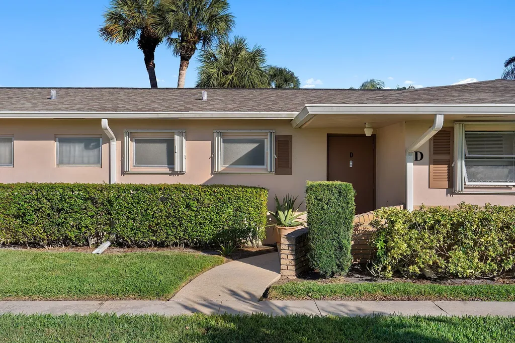 2557 Dudley Drive West Palm Beach FL 33415
