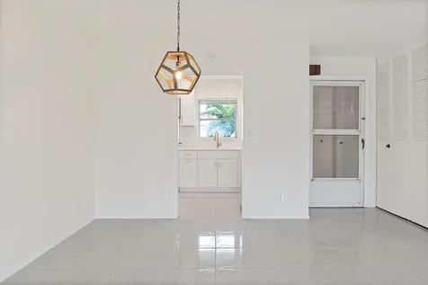 2557 Dudley Drive West Palm Beach FL 33415