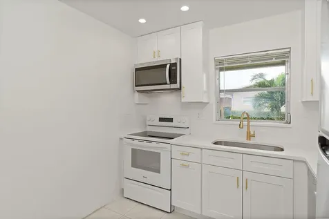 2557 Dudley Drive West Palm Beach FL 33415