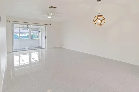 2557 Dudley Drive West Palm Beach FL 33415