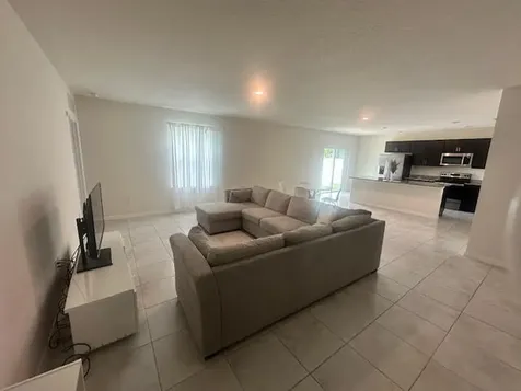 971 SW Nichols Terrace Port Saint Lucie FL 34953