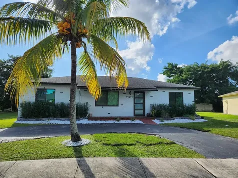 19471 Colorado Circle Boca Raton FL 33434