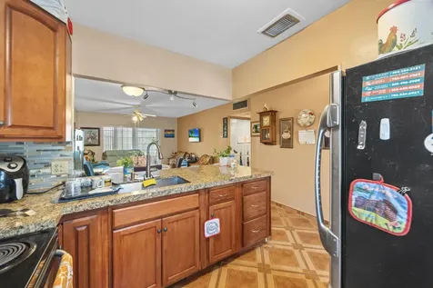 3405 Nw 48 Avenue Lauderdale Lakes FL 33319